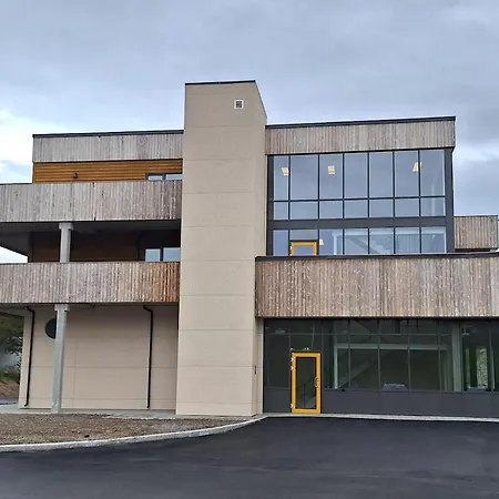 Helt Ny Sentral 2-roms I Dyroy Brostadbotn