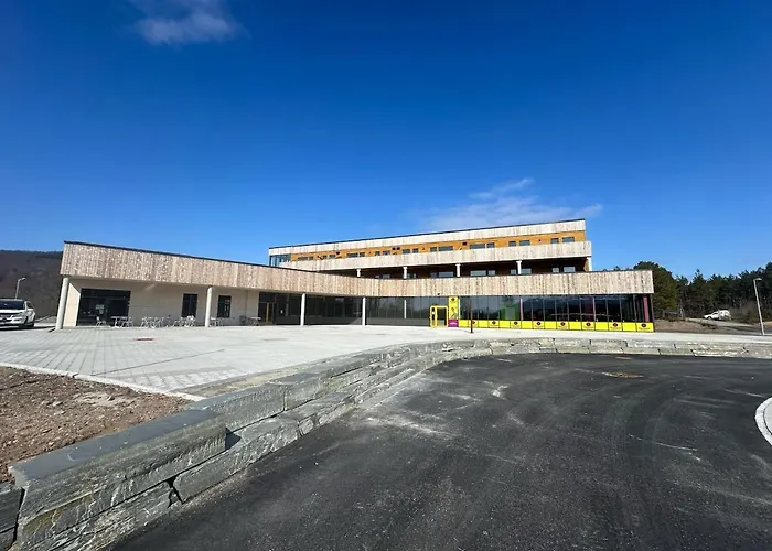 Helt Ny Sentral 2-roms I Dyroy Brostadbotn