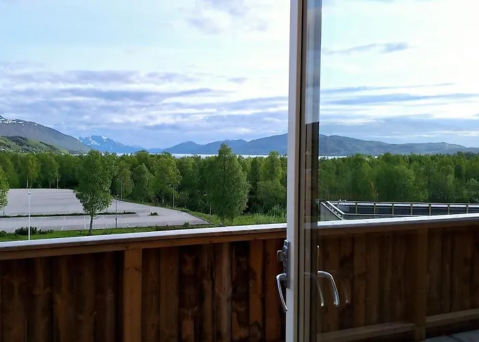 Helt Ny Sentral 2-roms I Dyroy