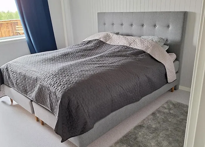 Helt Ny Sentral 2-roms I Dyroy Lägenhet *