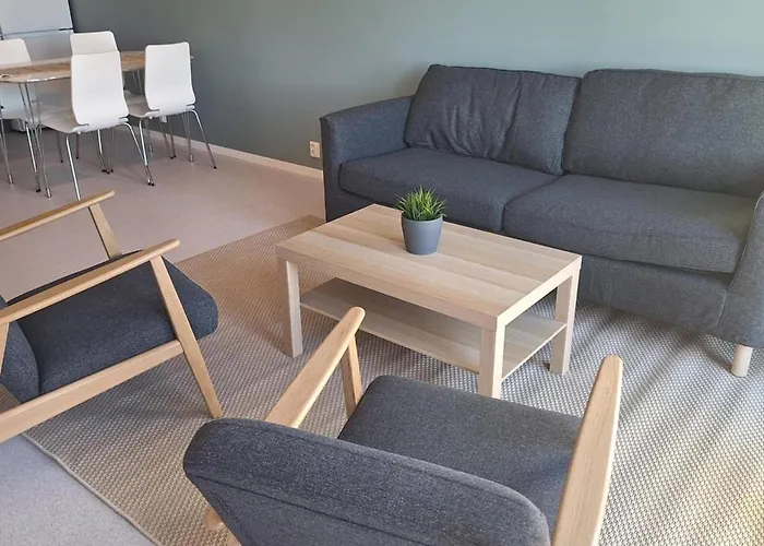 Helt Ny Sentral 2-roms I Dyroy *