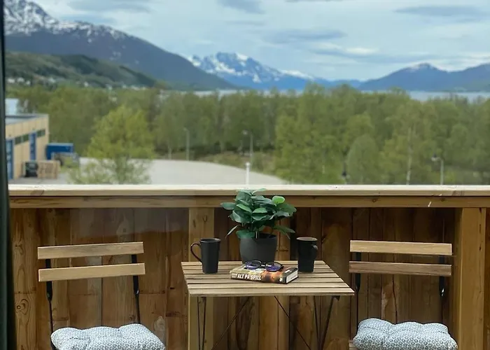 Lägenhet Helt Ny Sentral 2-roms I Dyroy Brostadbotn