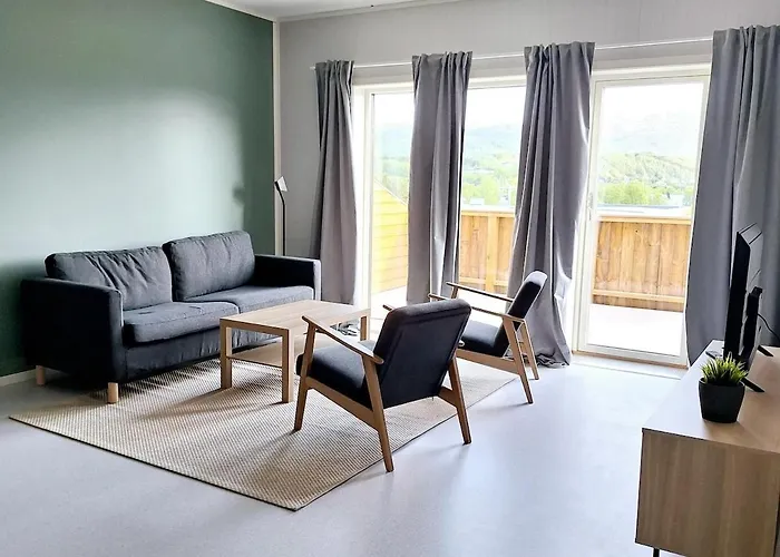 Helt Ny Sentral 2-roms I Dyroy Lägenhet Brostadbotn